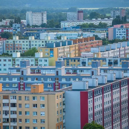 Air-conditioned View 24h Check-in